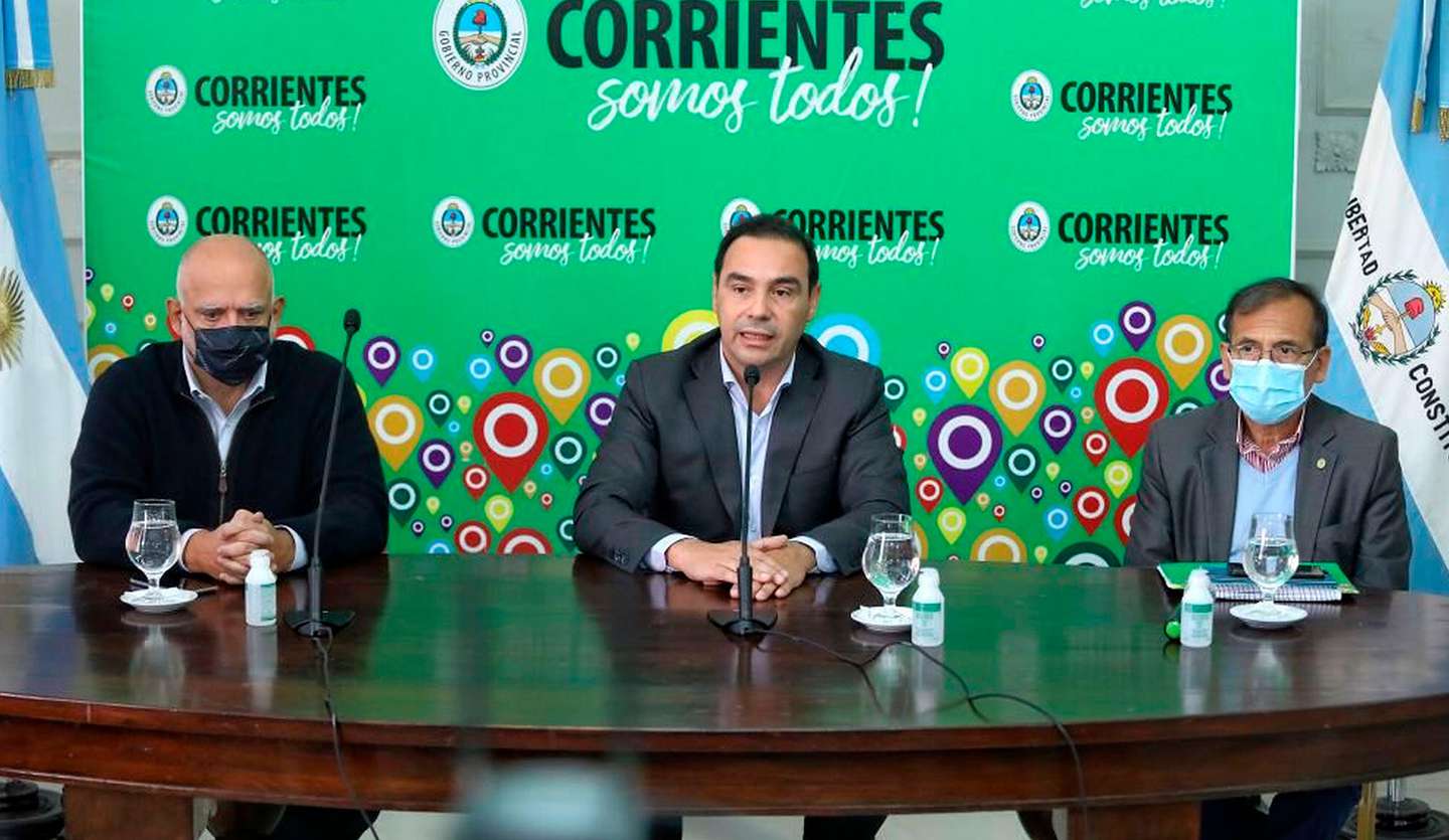 El gobernador de Corrientes Gustavo Valdés, en conferencia de prensa tras el ataque al diputado Arias.